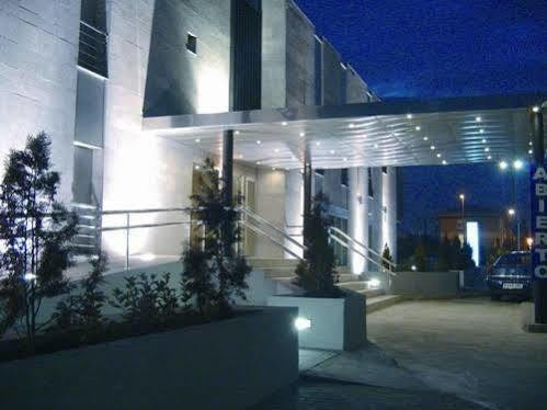 Hg Gaona Hotel Peligros Exterior photo